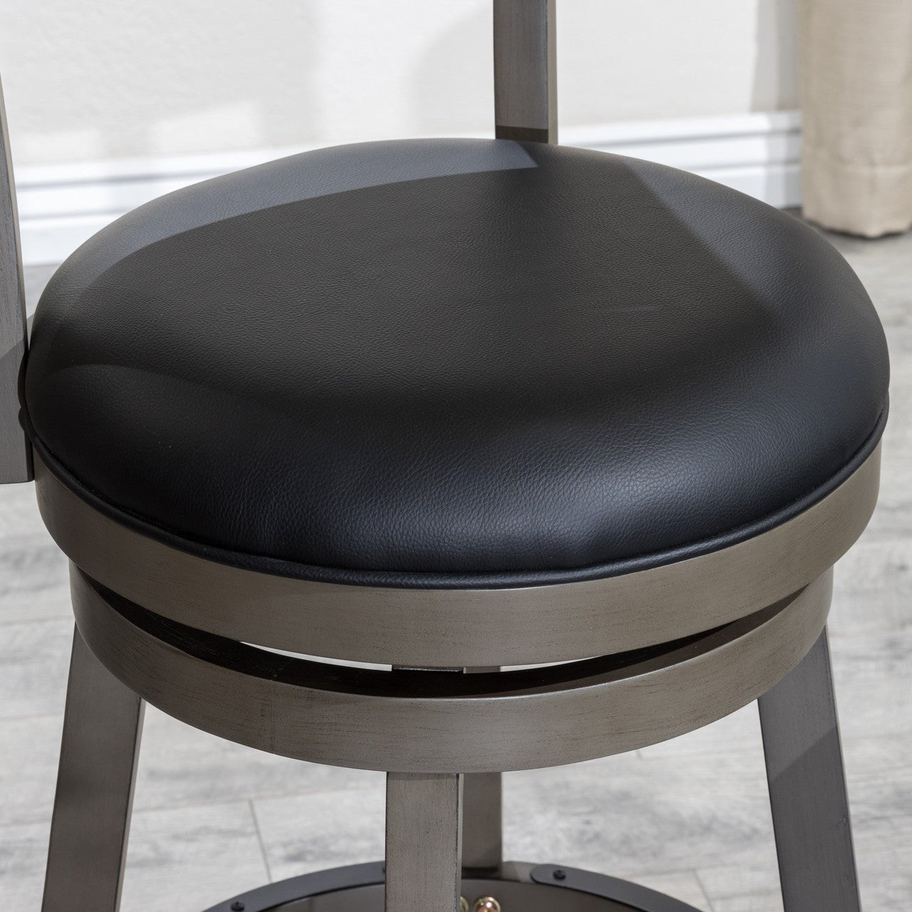 https://www.dtystore.com/cdn/shop/products/granby-leather-4-slat-back-swivel-stool-30-bar-stool-or-24-580686.jpg?v=1679783908